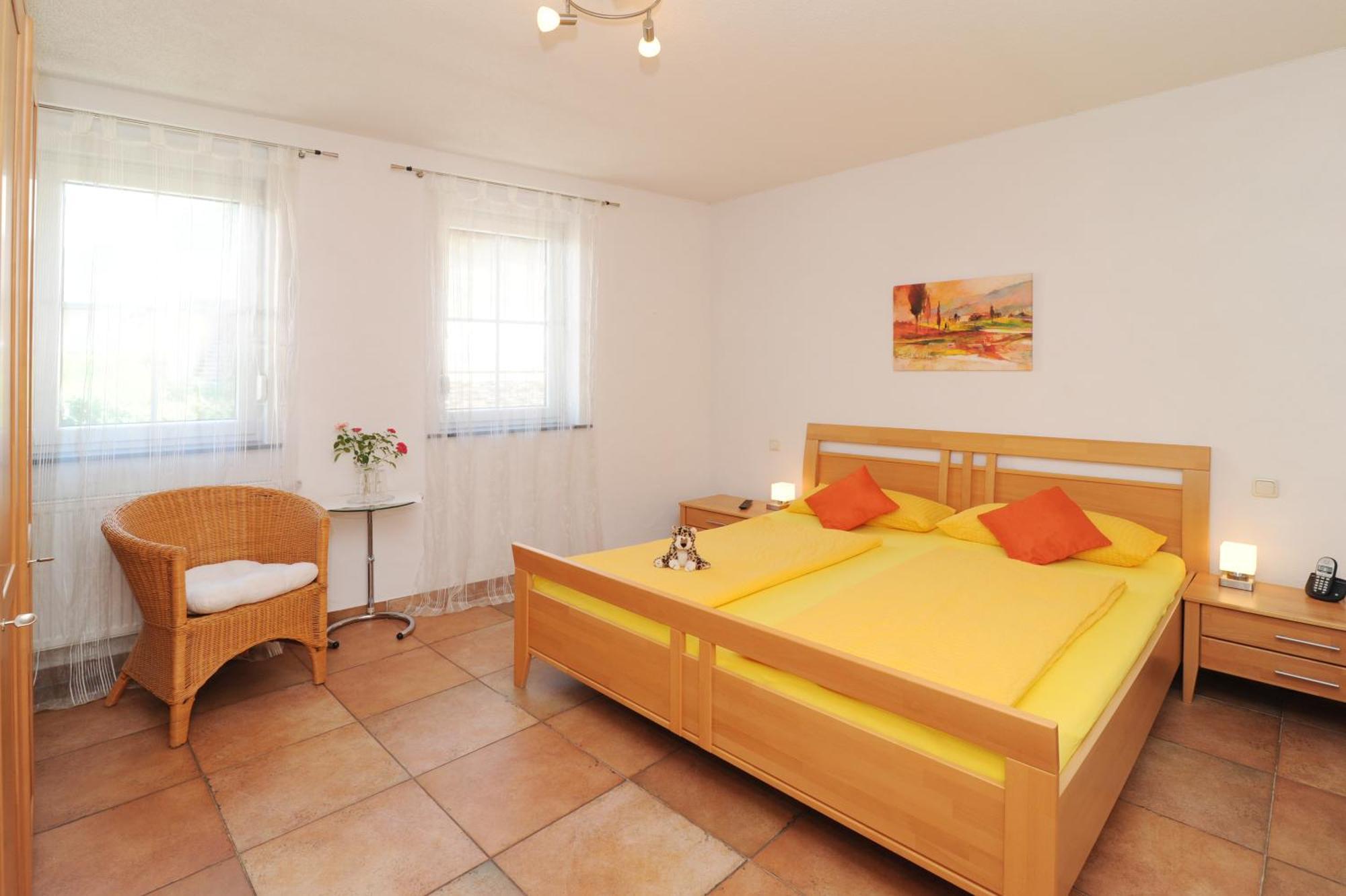 Weingut U. Gaestehaus Becker Platten Extérieur photo