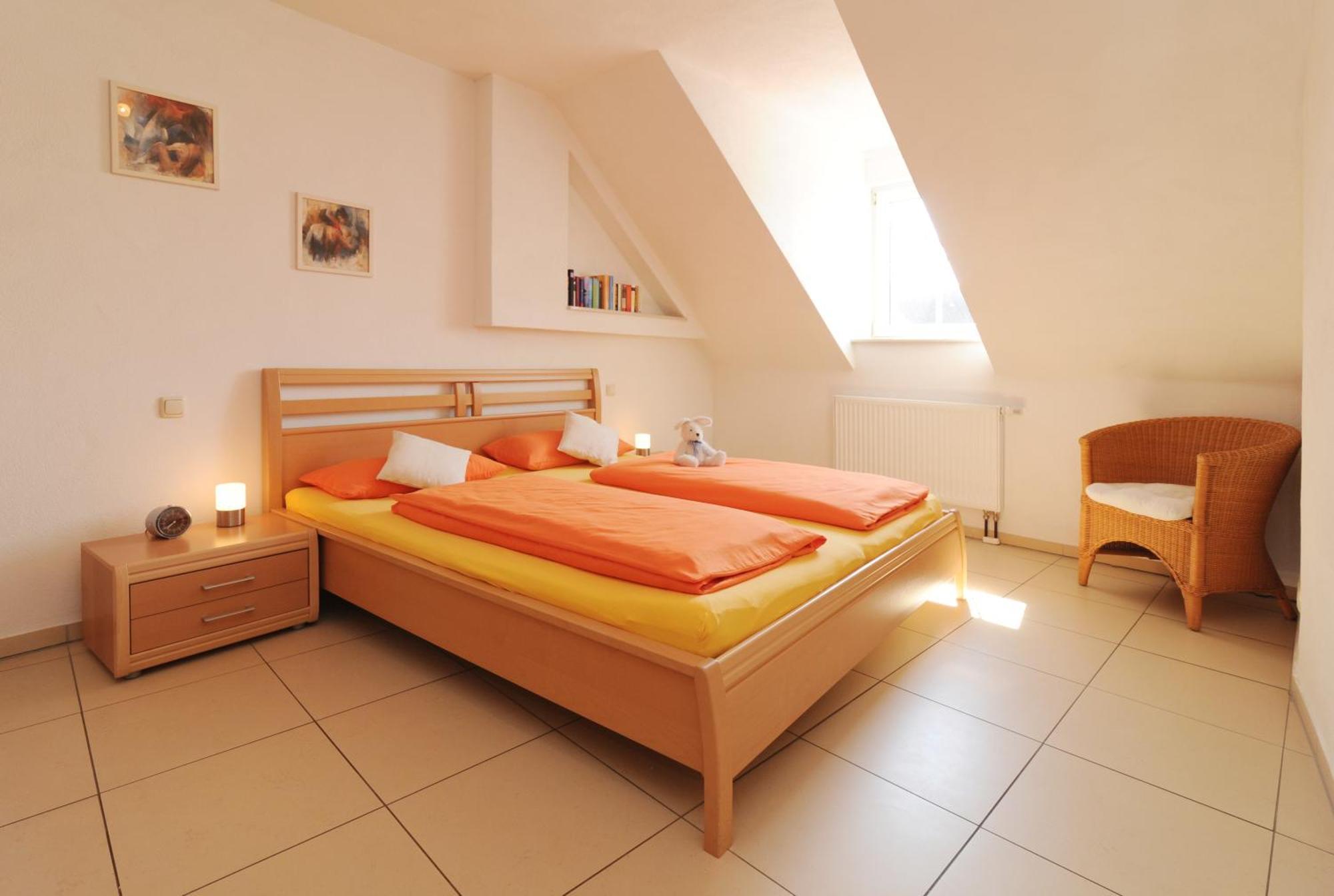 Weingut U. Gaestehaus Becker Platten Extérieur photo